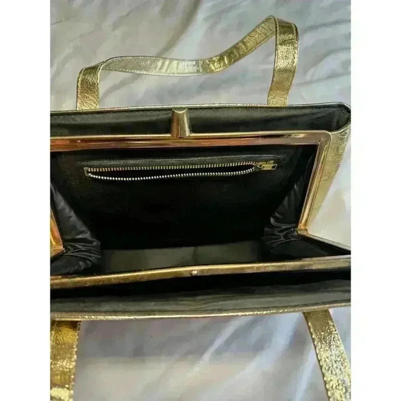1960s Ladies Gold Purse - Picture 6 of 11